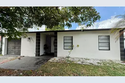 8231 SW 9th St, North Lauderdale, FL 33068 - Photo 2