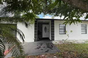 8231 SW 9th St, North Lauderdale, FL 33068 - Photo 4