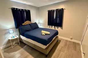 8231 SW 9th St, North Lauderdale, FL 33068 - Photo 16