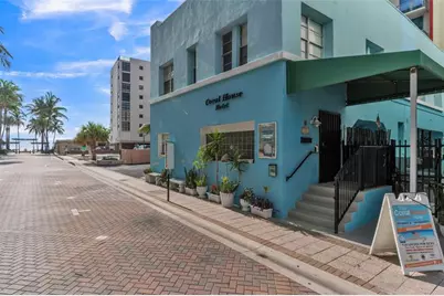 324  Indiana St, Hollywood, FL 33019 - Photo 1