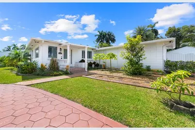 2910  Johnson St, Hollywood, FL 33020 - Photo 1