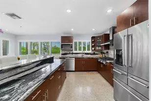 2910 Johnson St, Hollywood, FL 33020 - Photo 6