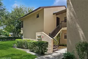 3901 Cocoplum Cir, Coconut Creek, FL 33063 - Photo 2