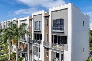 1044 NE 18th Ave, Fort Lauderdale, FL 33309 - Photo 1