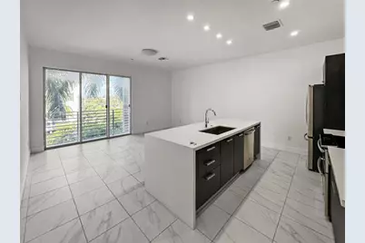 1044  NE 18th Ave, Unit #203, Fort Lauderdale, FL 33309 - Photo 16