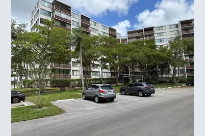 4222  Inverrary Blvd, Unit #4711, Lauderhill, FL 33319 - Photo 4