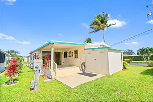 202 NW 52nd St, Deerfield Beach, FL 33064 - Photo 36