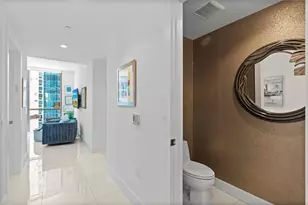 100 E Las Olas Blvd, Fort Lauderdale, FL 33301 - Photo 16