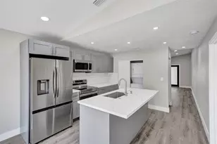 2614 W 65th St, Hialeah, FL 33016 - Photo 10