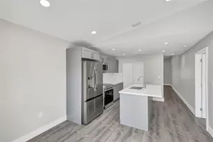 2614 W 65th St, Hialeah, FL 33016 - Photo 12