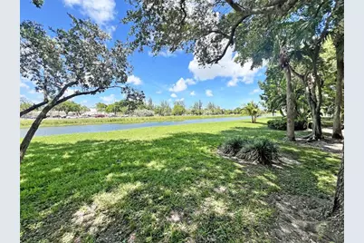 3007 N Oakland Forest Dr, Unit #107, Oakland Park, FL 33309 - Photo 10