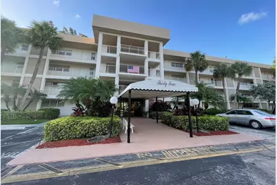 3051 S Palm Aire Dr, Unit #204, Pompano Beach, FL 33069 - Photo 6