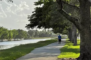 3051 S Palm Aire Dr, Pompano Beach, FL 33069 - Photo 44