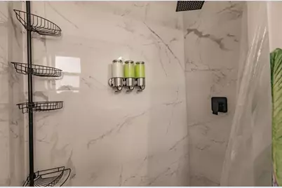 422  Phippen Waiters Rd, Dania Beach, FL 33004 - Photo 20