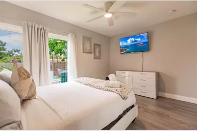 422  Phippen Waiters Rd, Dania Beach, FL 33004 - Photo 16