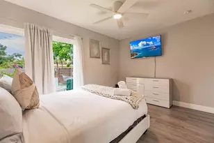 422 Phippen Waiters Rd, Dania Beach, FL 33004 - Photo 16