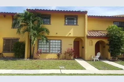 2624 NW 47th Ter, Unit #1105, Lauderdale Lakes, FL 33313 - Photo 1