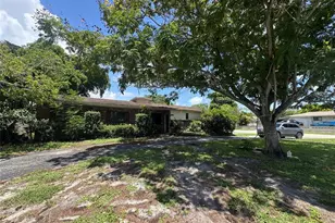 4801 Tyler St, Hollywood, FL 33021 - Photo 2