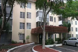 4158 Inverrary Dr, Lauderhill, FL 33319 - Photo 16