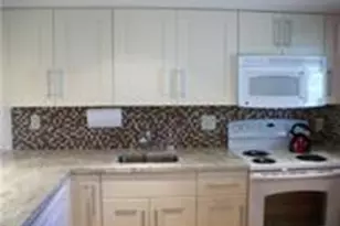 2311 S Cypress Bend Dr, Pompano Beach, FL 33069 - Photo 4