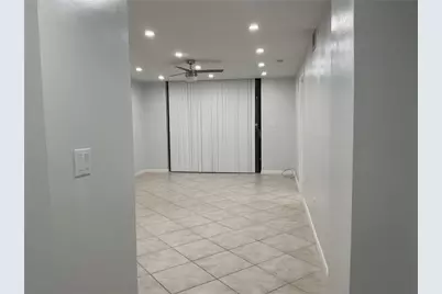 6800  Cypress Rd, Unit #208, Plantation, FL 33317 - Photo 8