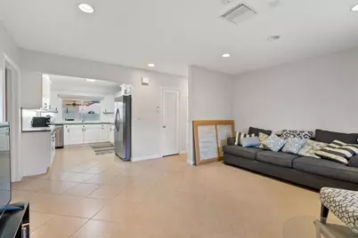 3080 NE 43rd St, Fort Lauderdale, FL 33308 - Photo 14