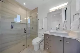 2001 Marietta Dr, Fort Lauderdale, FL 33316 - Photo 62