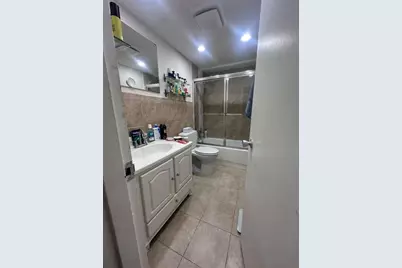 1000  West Ave, Unit #1005, Miami Beach, FL 33139 - Photo 6