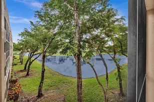 9525 Weldon Cir, Tamarac, FL 33321 - Photo 40