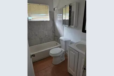 3640 NE 1st Ave, Unit #1, Oakland Park, FL 33334 - Photo 8