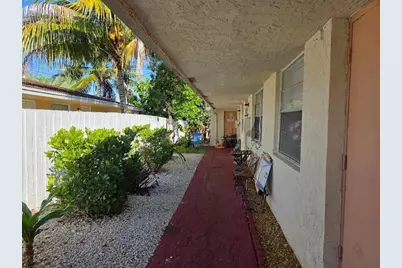 3640 NE 1st Ave, Unit #1, Oakland Park, FL 33334 - Photo 6