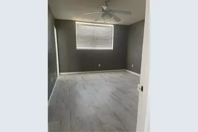 2860  Somerset Dr, Unit #417, Lauderdale Lakes, FL 33311 - Photo 10