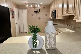 2500 Parkview Dr, Hallandale Beach, FL 33009 - Photo 20