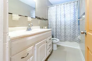 661 SW 28th Way, Fort Lauderdale, FL 33312 - Photo 14