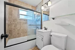 2481 NE 15th Ave, Pompano Beach, FL 33064 - Photo 14