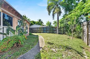 2481 NE 15th Ave, Pompano Beach, FL 33064 - Photo 22