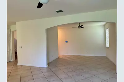 4386  Buena Tara Dr, West Palm Beach, FL 33413 - Photo 10