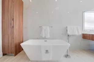 948 Banyan Dr, Delray Beach, FL 33483 - Photo 34