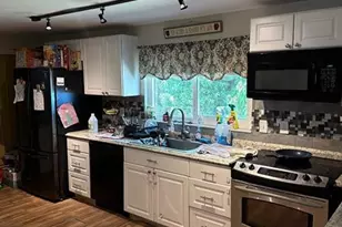 627 W Ilex Dr, West Palm Beach, FL 33403 - Photo 4