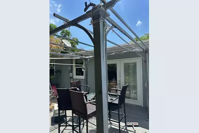 627 W Ilex Dr, West Palm Beach, FL 33403 - Photo 2