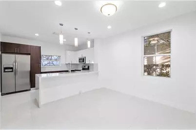 324 SW 14th Ct, Unit #324, Fort Lauderdale, FL 33315 - Photo 6
