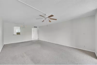 7210  Lake Circle Dr, Unit #401, Margate, FL 33063 - Photo 6