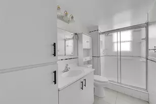 7210 Lake Cir Dr, Margate, FL 33063 - Photo 16