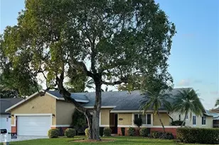 8581 SW 27th Pl, Davie, FL 33328 - Photo 1