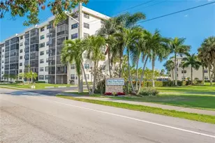 2450 Deer Creek Country Club Blvd Unit #203 B, Deerfield Beach, FL 33442 - Photo 8