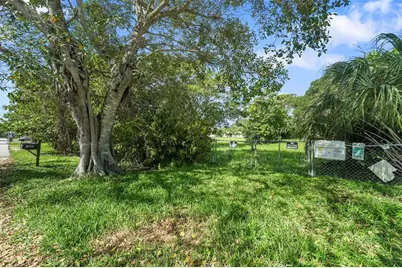 1865  Donnell Rd, West Palm Beach, FL 33409 - Photo 10