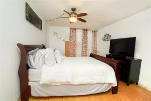 2571 Aragon Blvd, Sunrise, FL 33322 - Photo 4