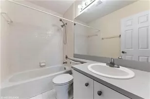 7697 NW 25th St, Margate, FL 33063 - Photo 10