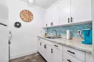 900 Atlantic Shores Blvd, Hallandale Beach, FL 33009 - Photo 6