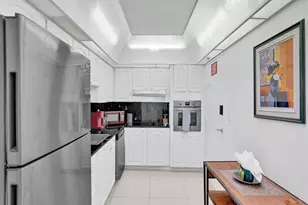 3901 S Ocean Dr, Hollywood, FL 33019 - Photo 26